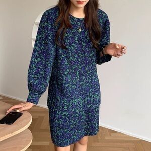 Long Sleeve‎ Floral Print Tiered Pleated Mini Dress